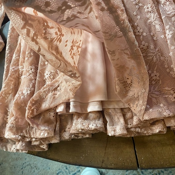 Altar’d State Elegant Pink Lace Dress with Long Sleeves/ Size Medium - Picture 5 of 7